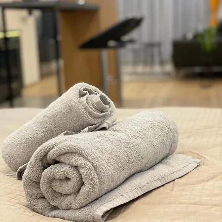 Dv13 Luxury Center Apartman Szófia